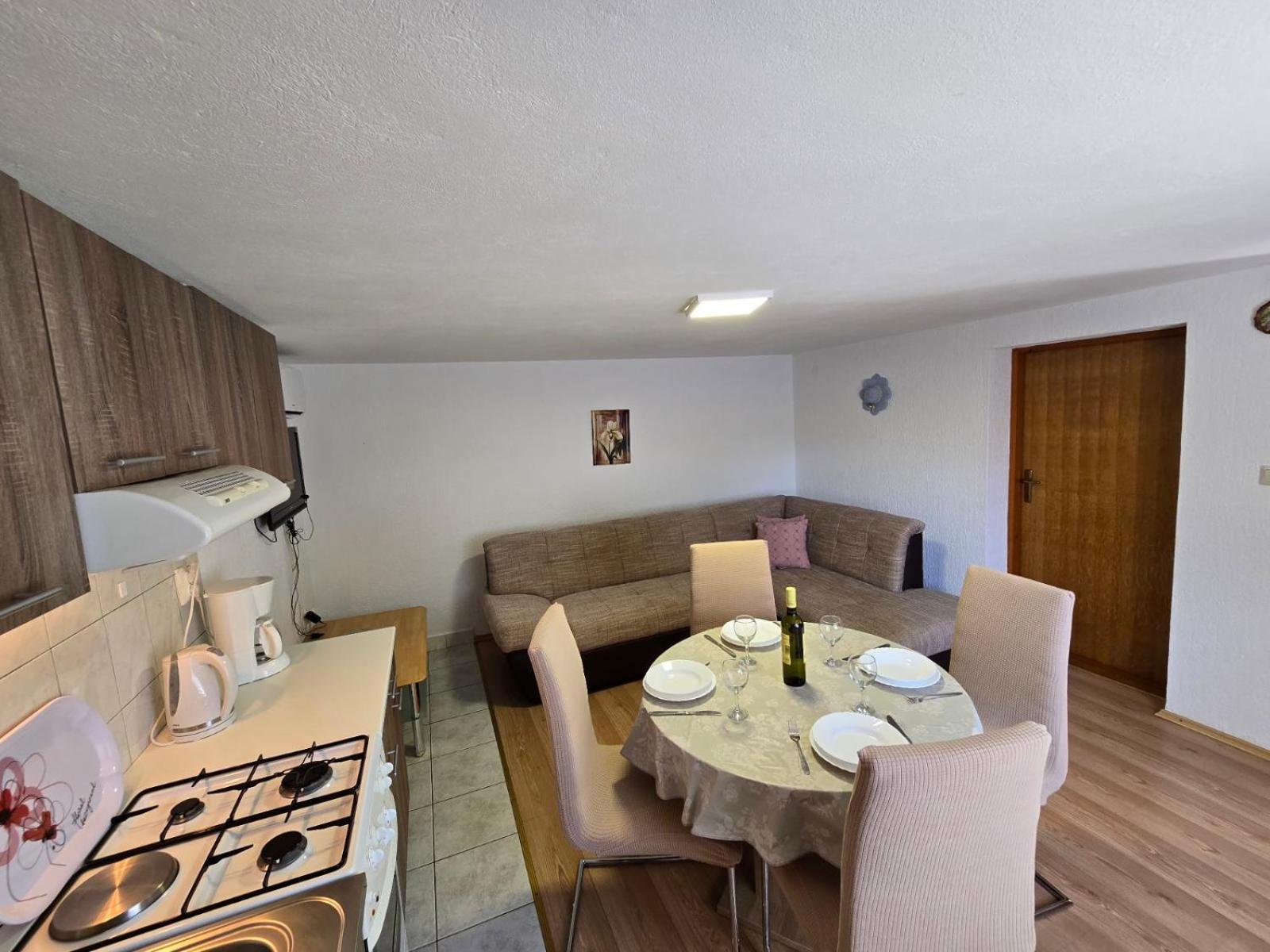 Apartments Ljubica Polje エクステリア 写真