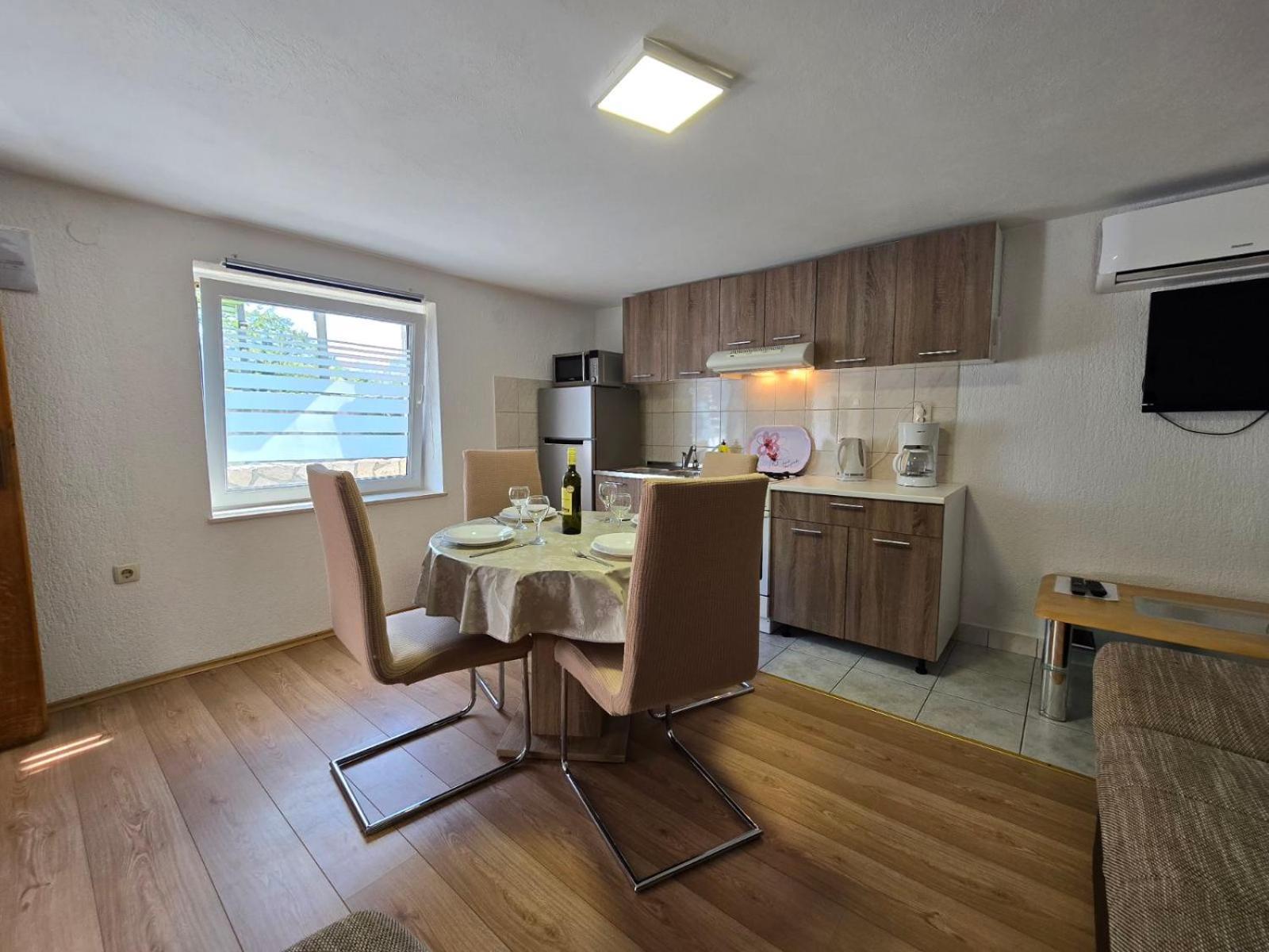 Apartments Ljubica Polje エクステリア 写真