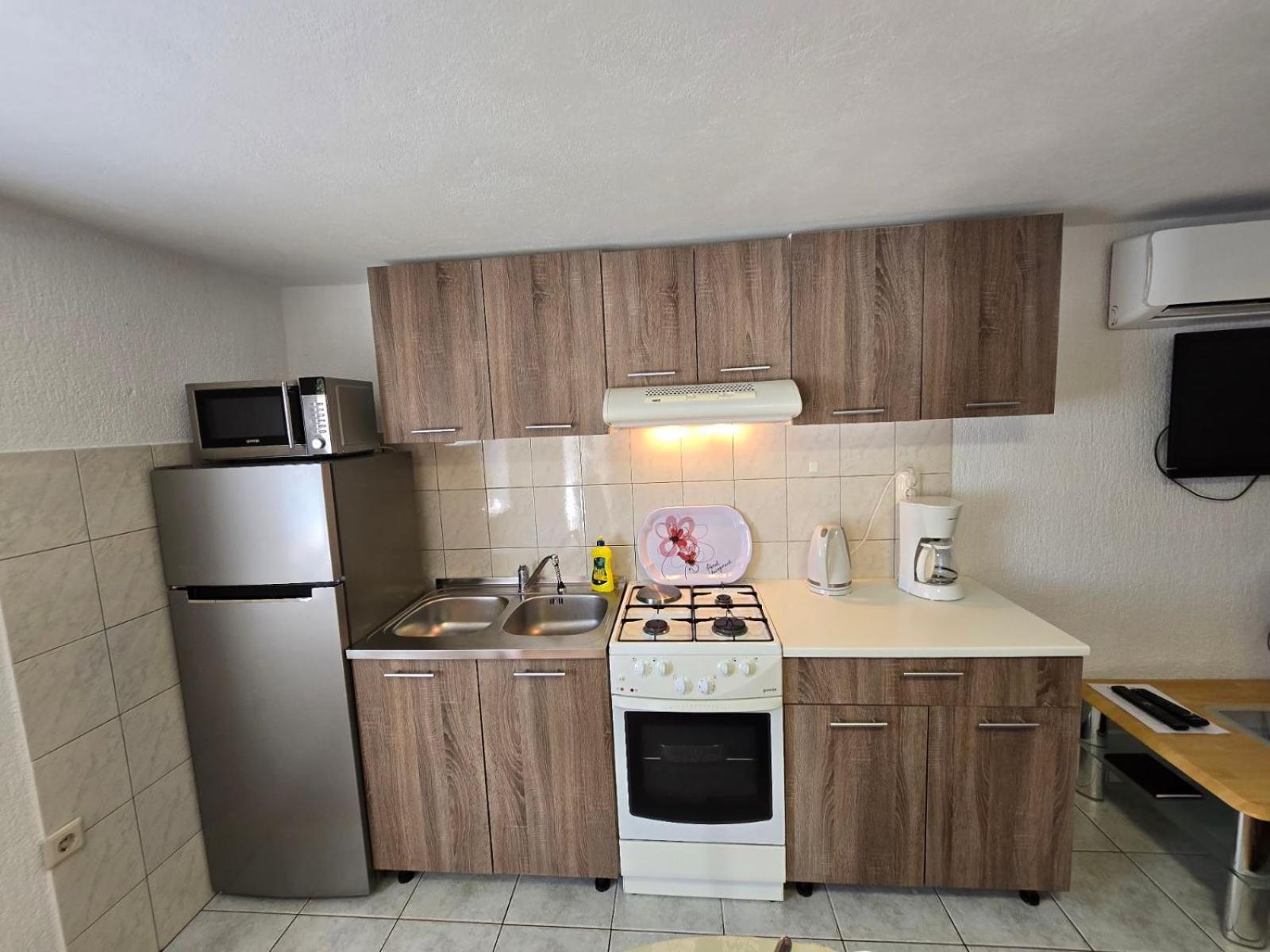 Apartments Ljubica Polje エクステリア 写真
